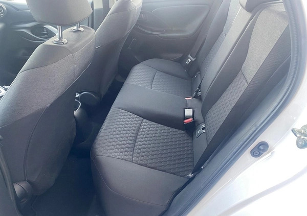 Toyota Yaris cena 68900 przebieg: 66604, rok produkcji 2022 z Raszków małe 232